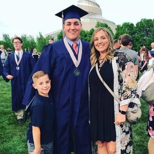 Meet your Posher, Juli